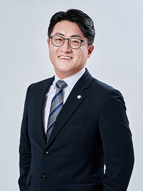 황성필 변호사